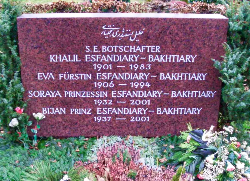 Der Grabstein von Kaiserin Soraya