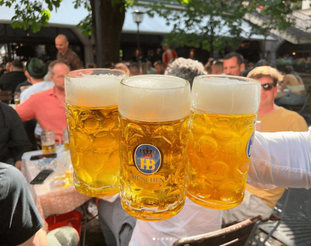 Weißwurstfrühstück München: Hofbräuhaus